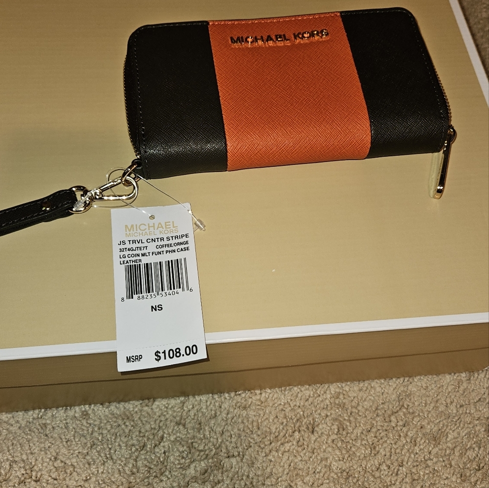 Michael Kors Mini Wallet - Never used! Orange / Brown